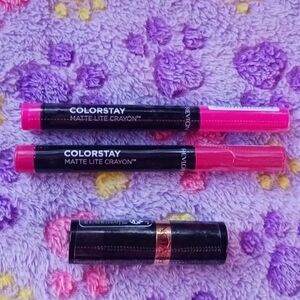 Revlon ColorStay Matte Lite Crayon Set in Pink and Red